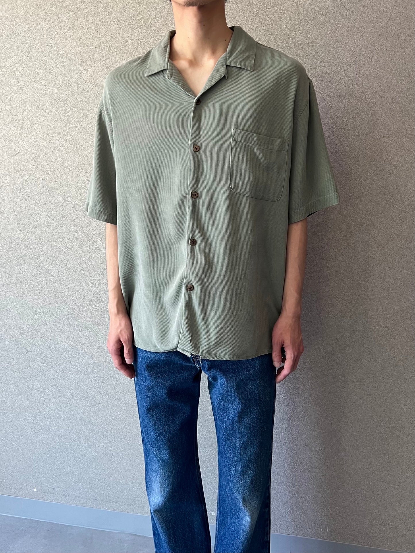 00's VAN HEUSEN open collar silk shirt