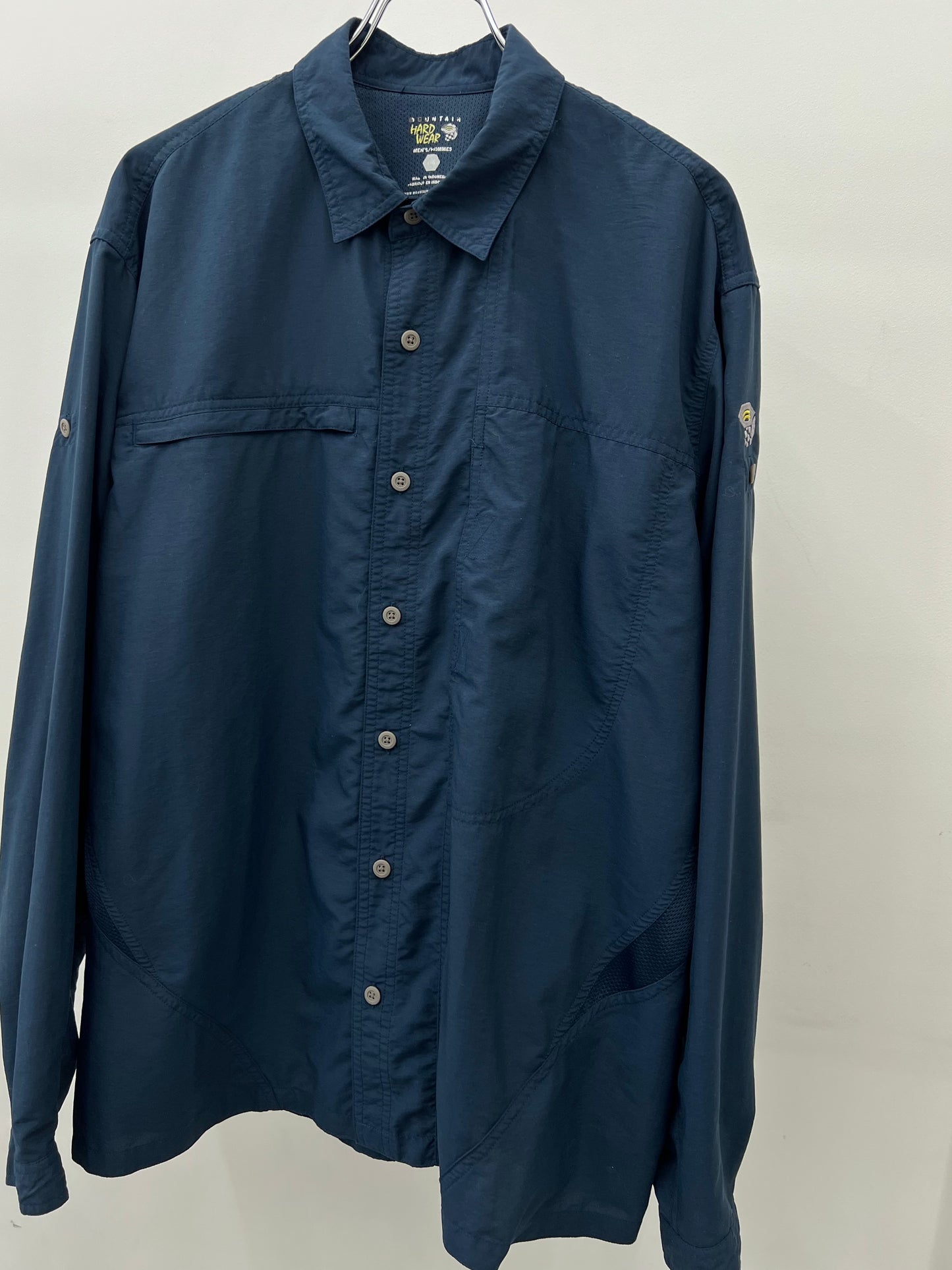 00's MOUNTAIN HARDWEAR nylon shirt