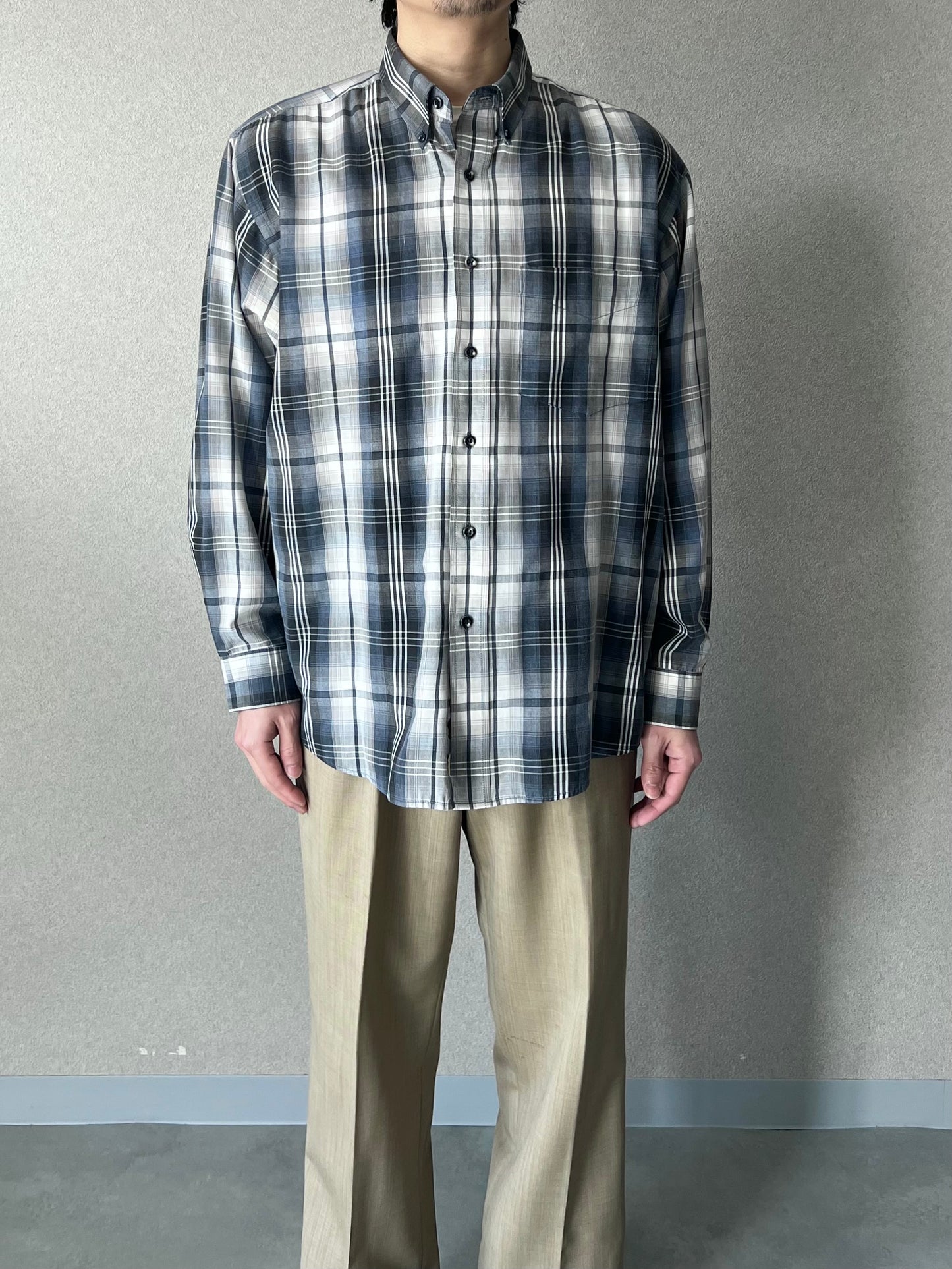 00's VAN HEUSEN BD shirt