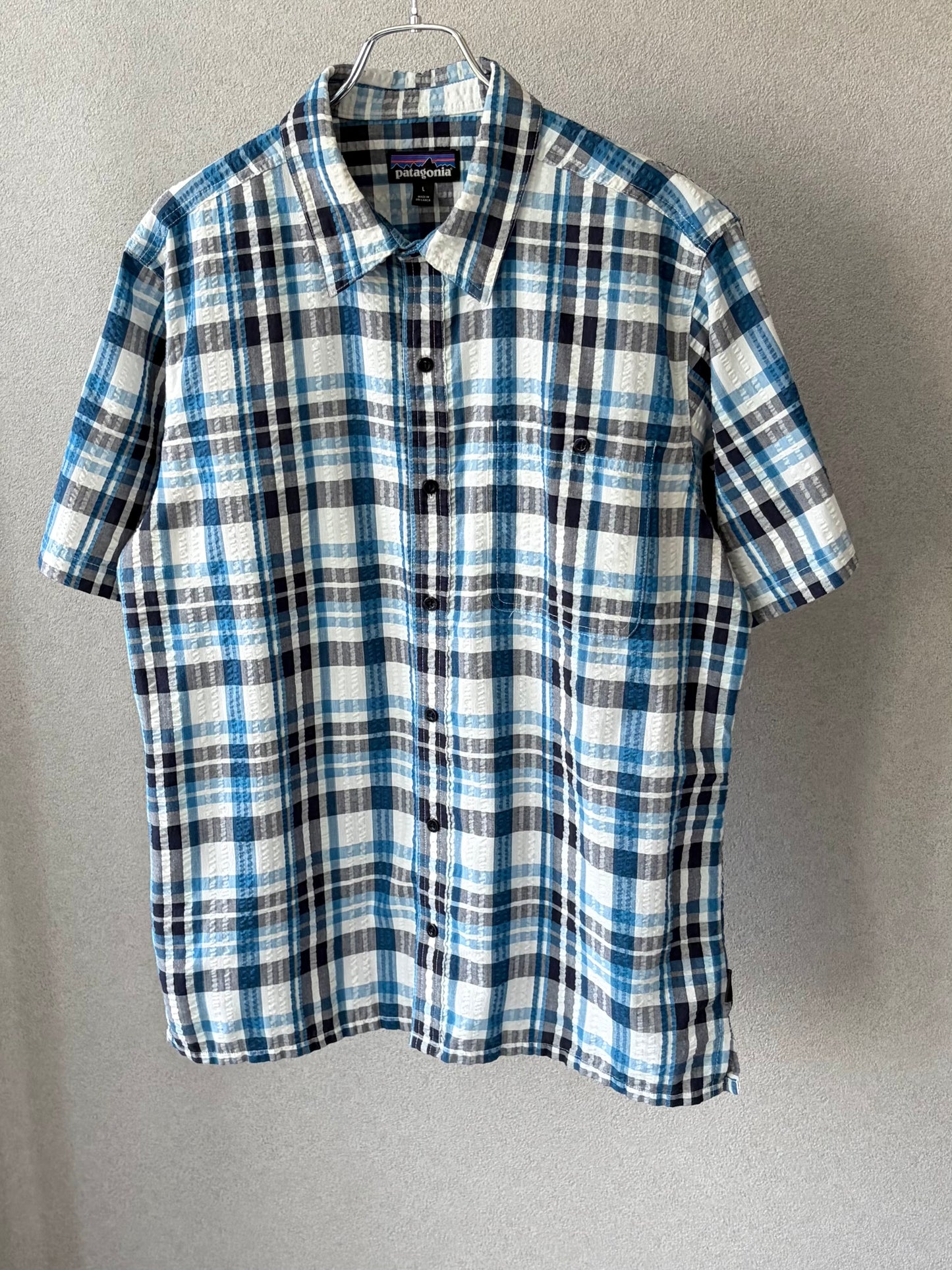 00's patagonia seersucker shirt