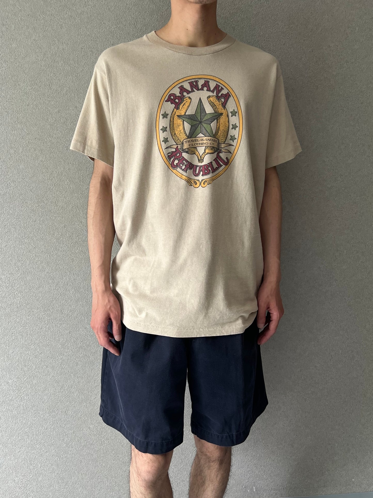 80's BANANA REPUBLIC print t-shirt "Made in USA"