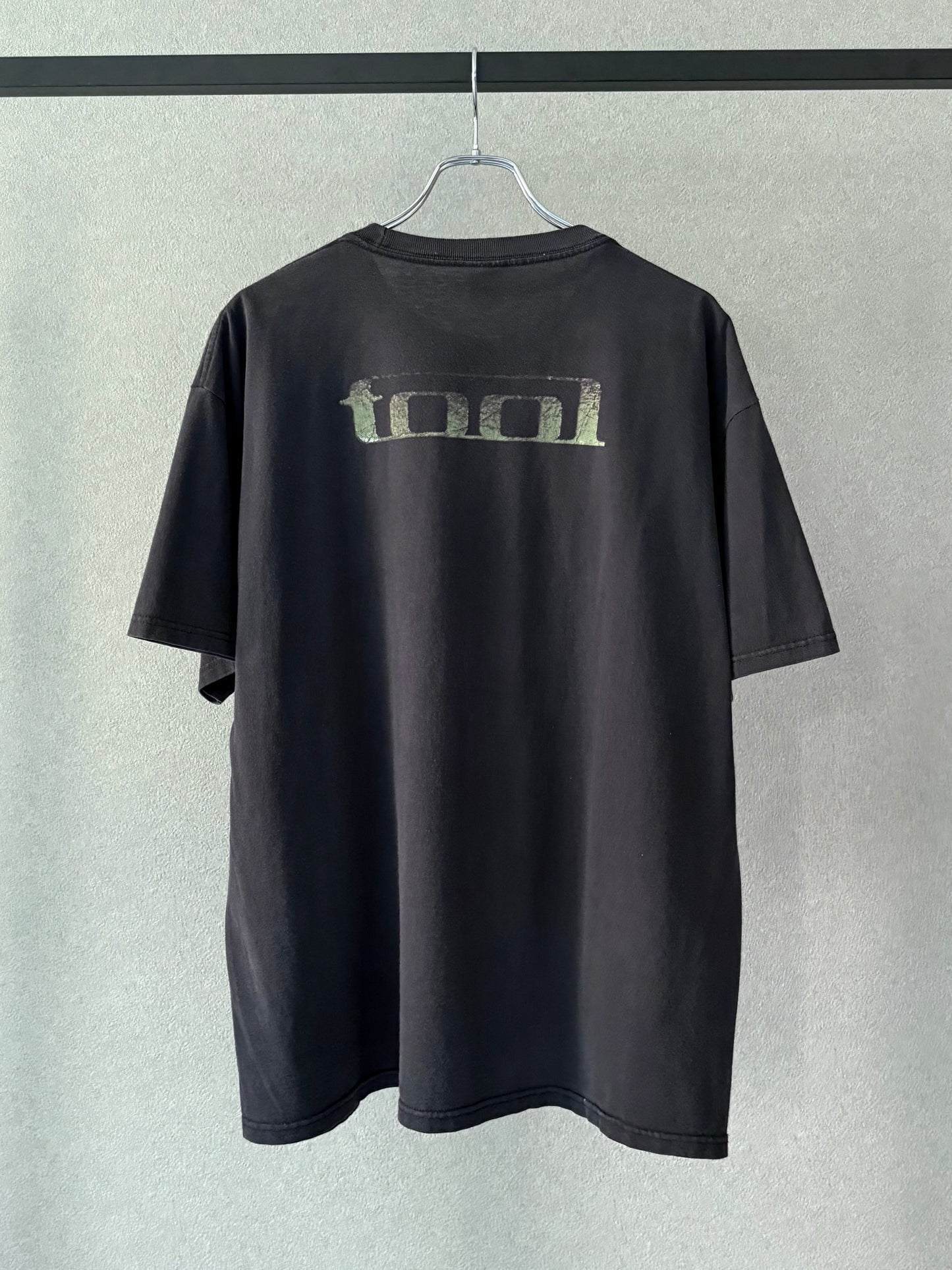 00's TOOL music t-shirt