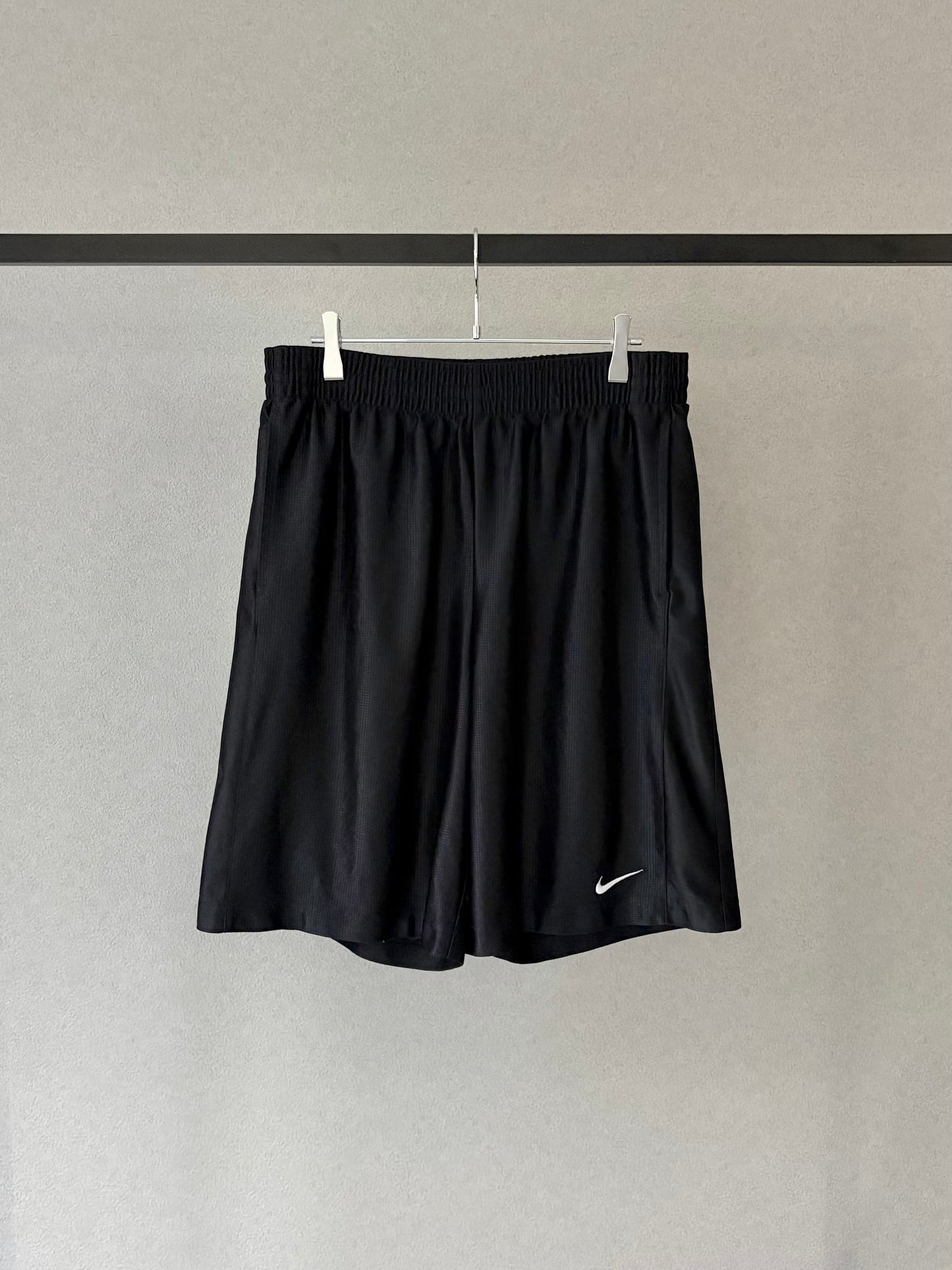 00's NIKE basketball shorts