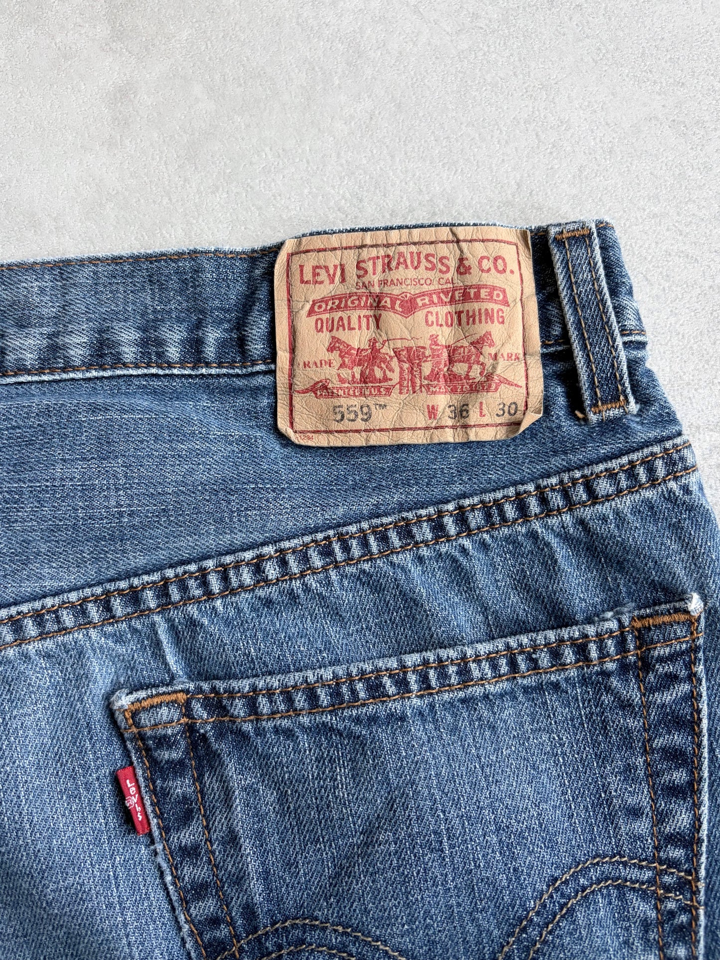 00's Levi's 559 demim pants