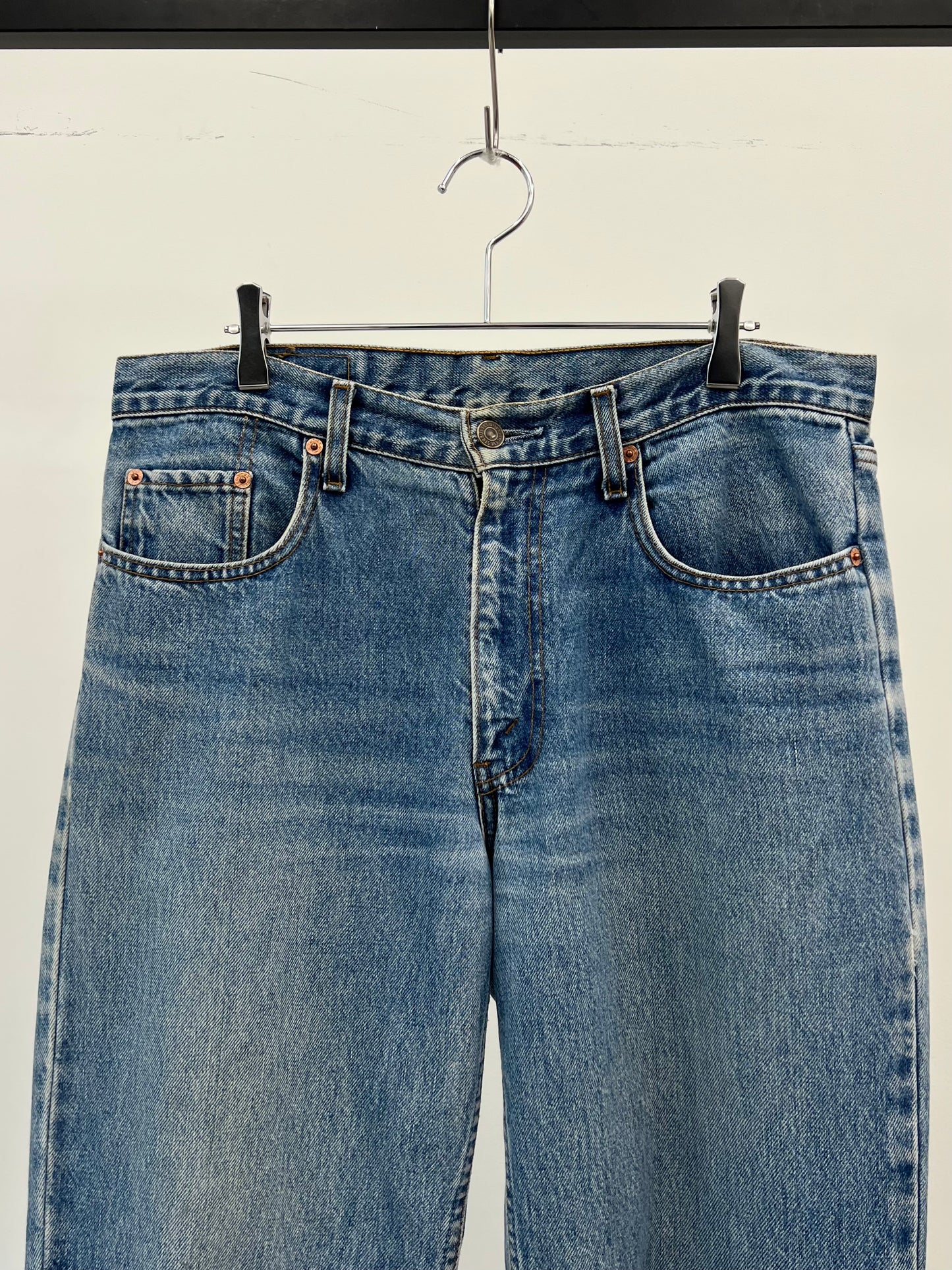 90's EU Levi's 630 denim pants