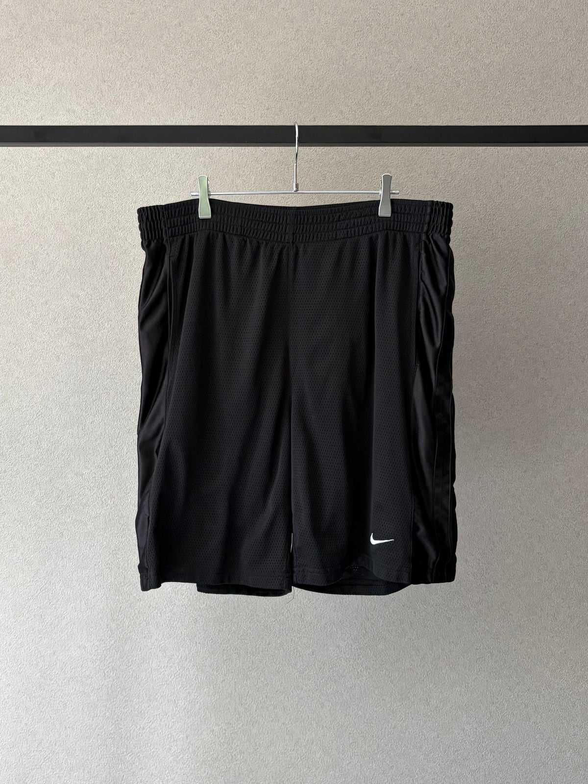 00's NIKE basketball shorts