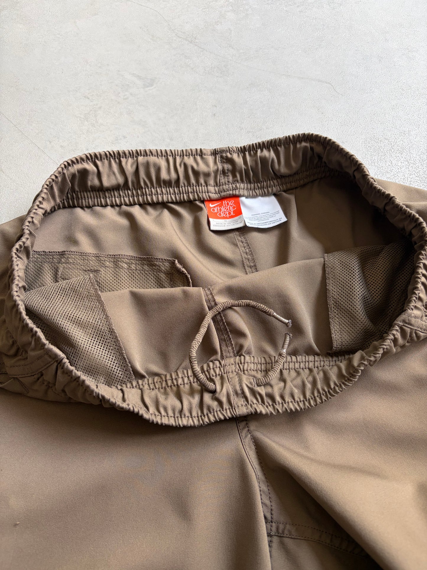 00's NIKE nylon cargo shorts