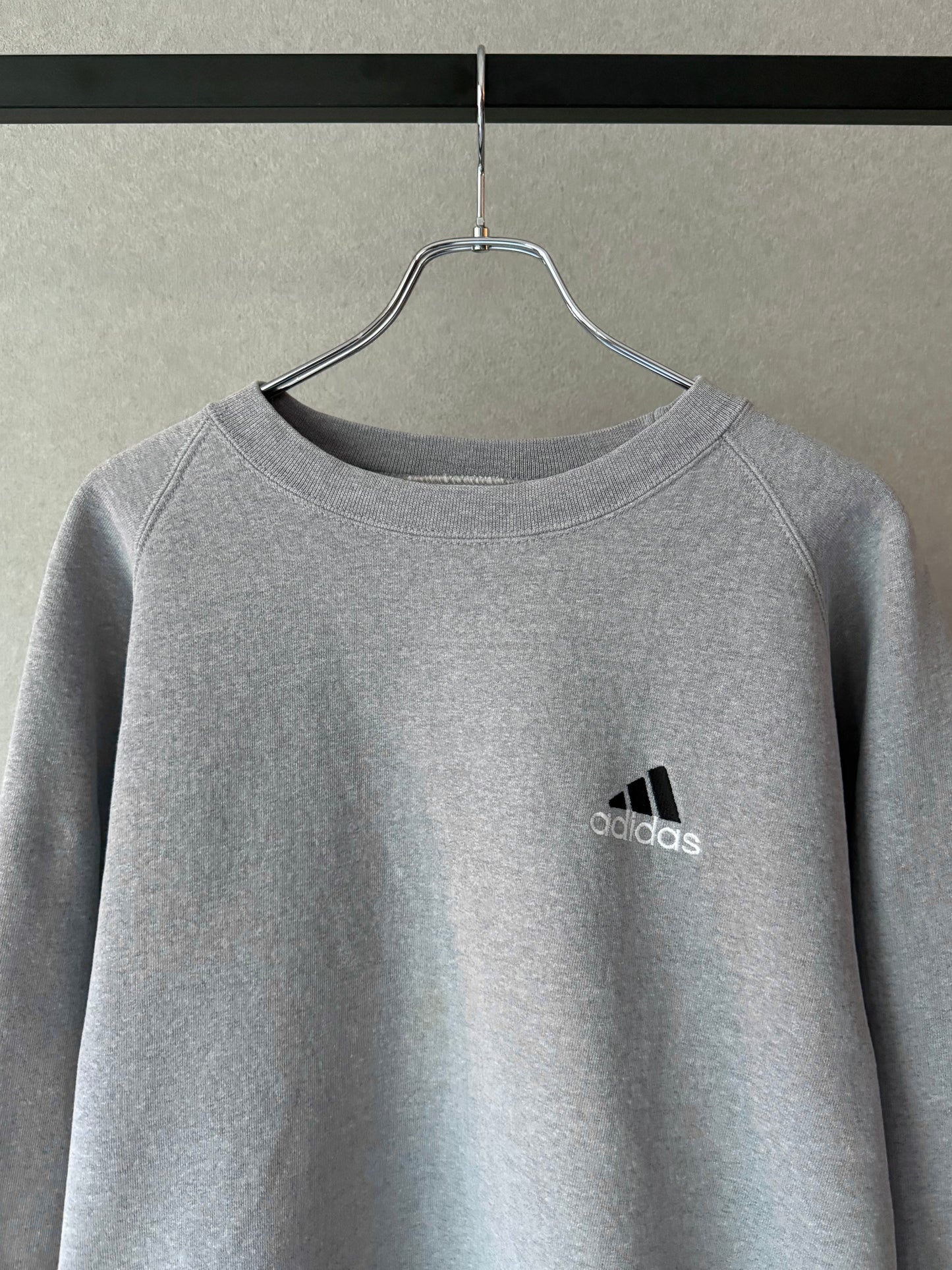 90's adidas sweater "Made in USA"