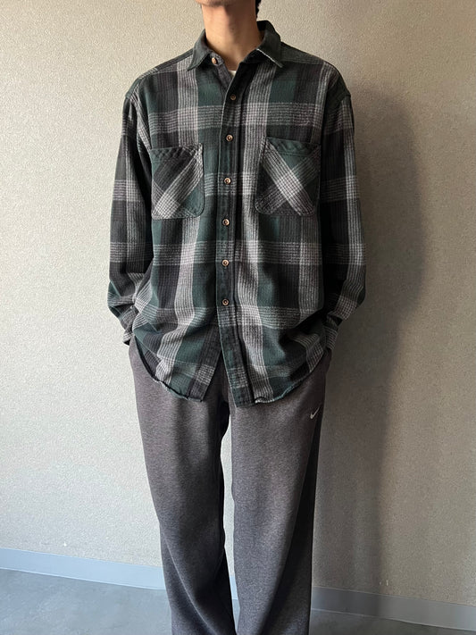 90's ST JHON'S BAY flannel shirt