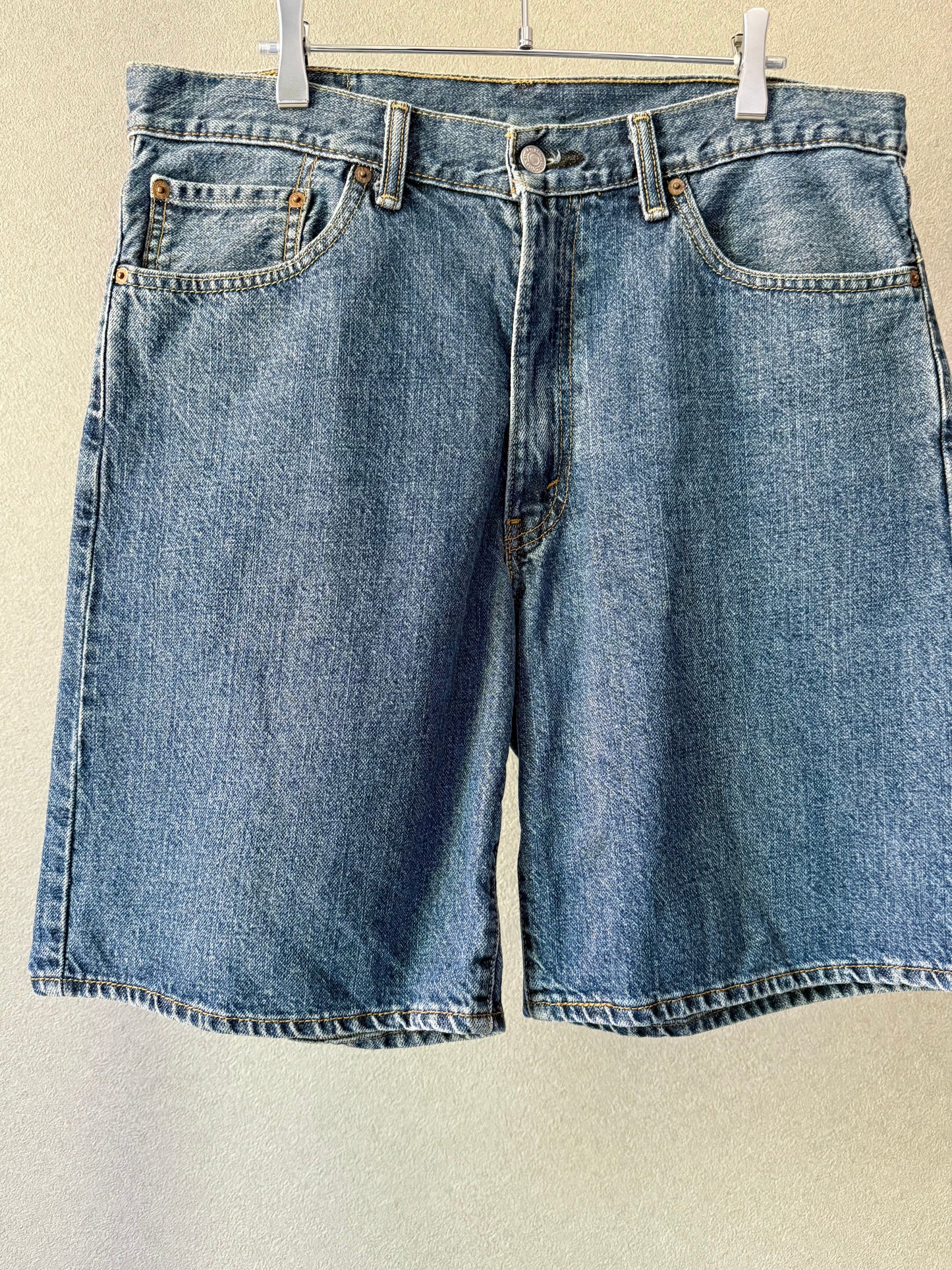 00's Levi's 550 denim shorts