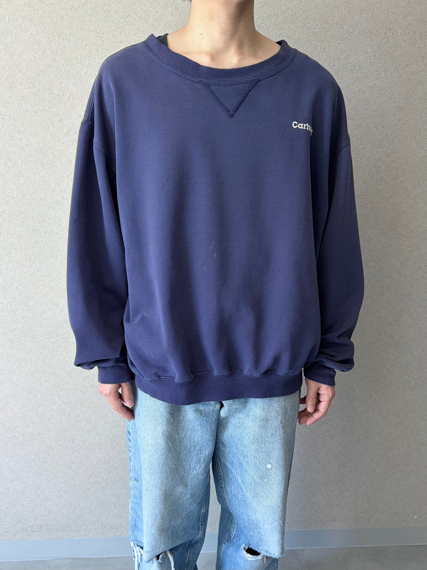 00's carhartt sweater