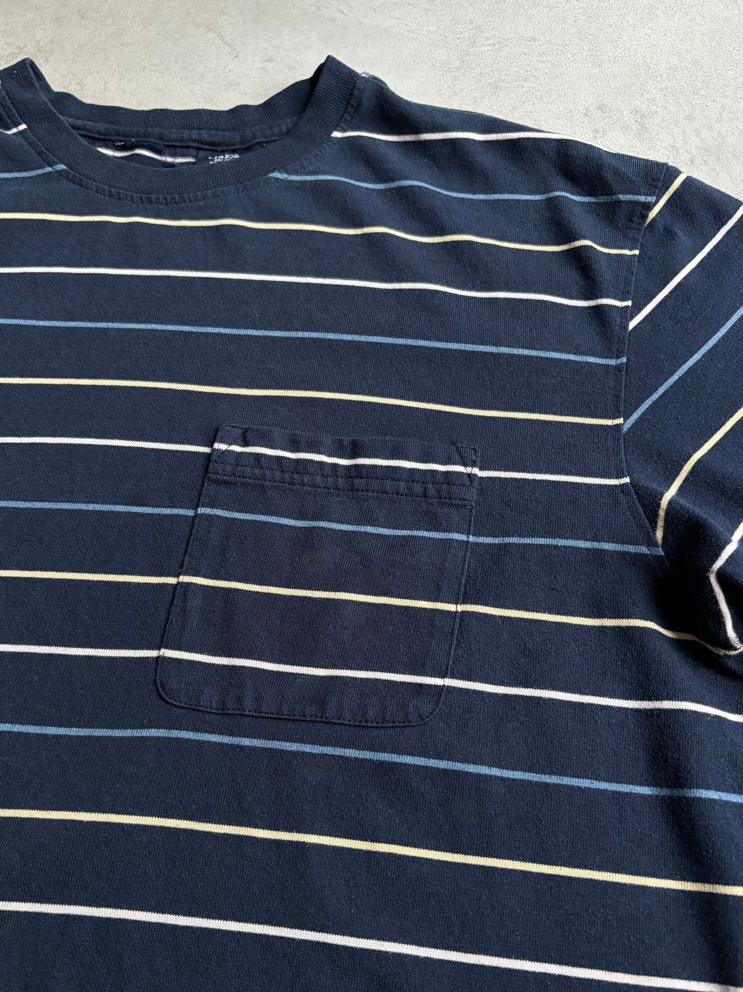 00's UNKNOWN border t-shirt