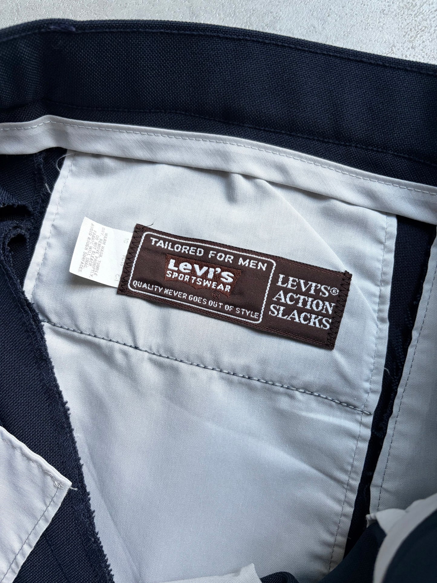 80's Levi's action slacks