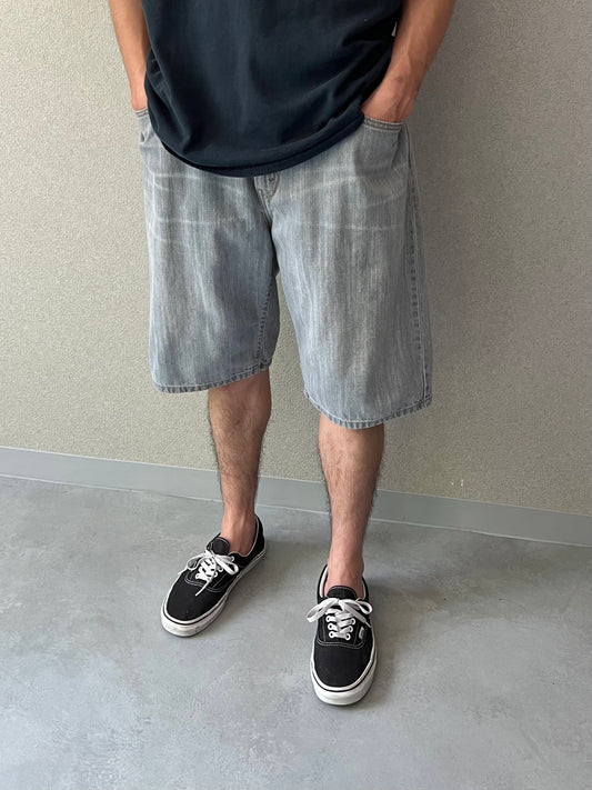 00's Levi's 569 denim shorts