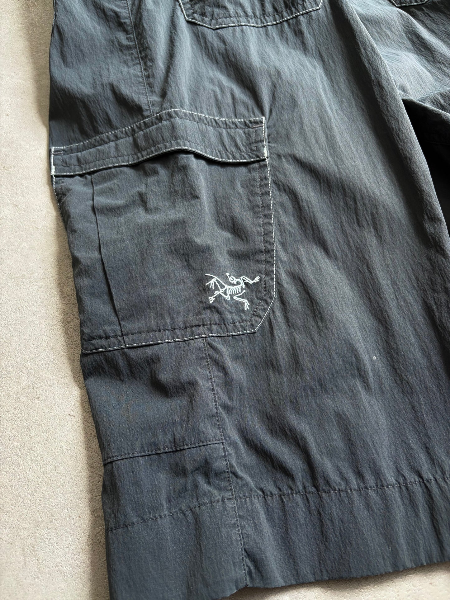 00's ARC'TERYX climbing shorts