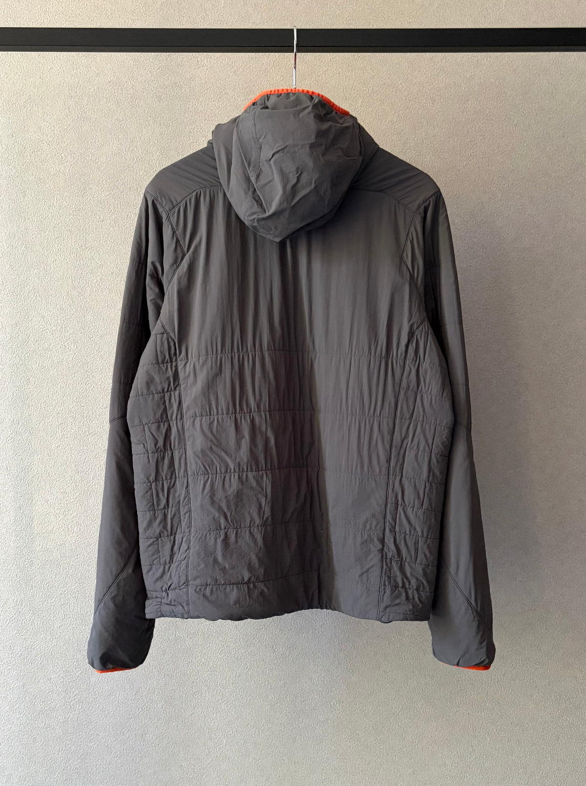 10's patagonia insulation jacket