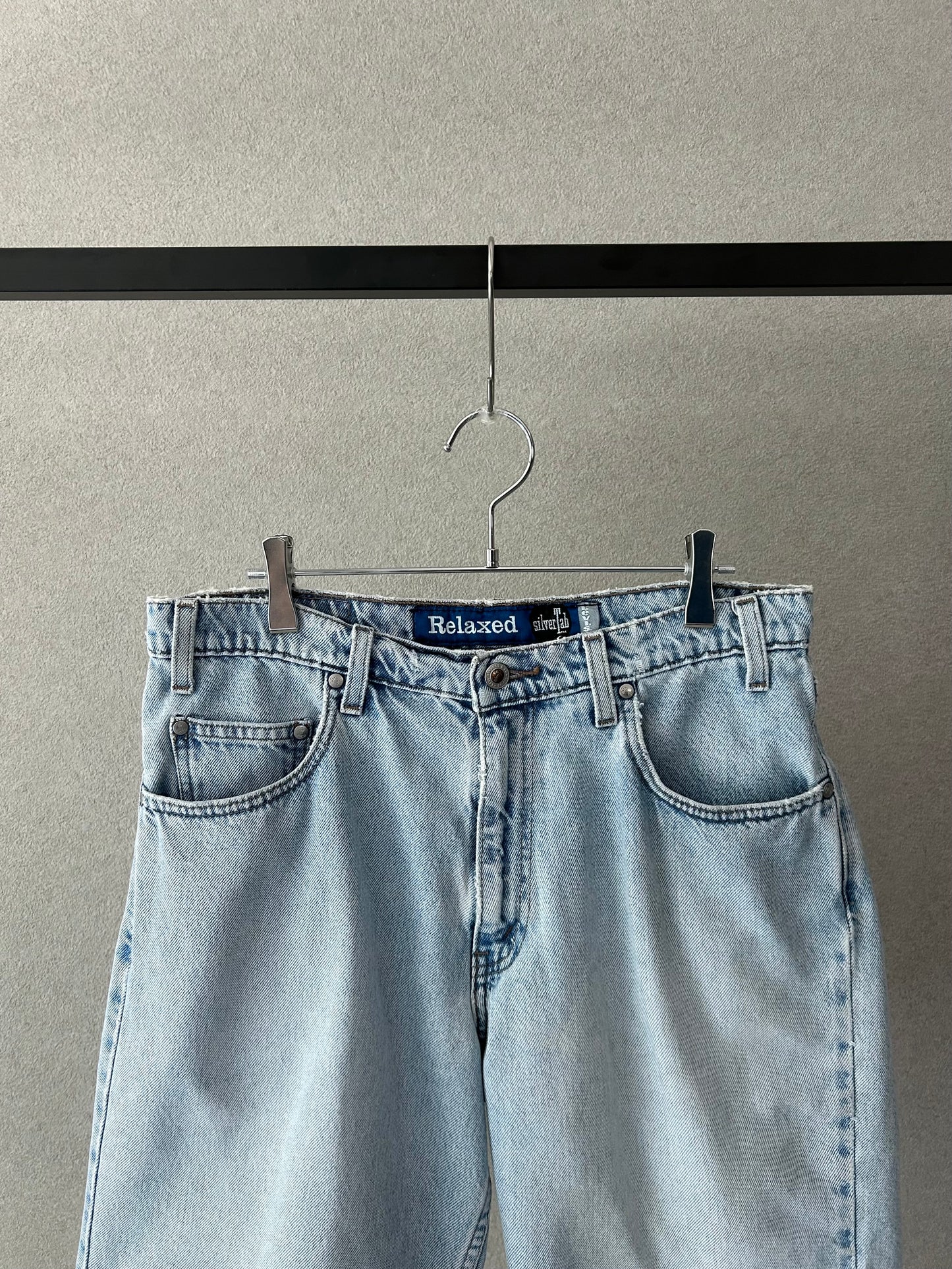 90's Levi's silverTab denim shorts "Relaxed"