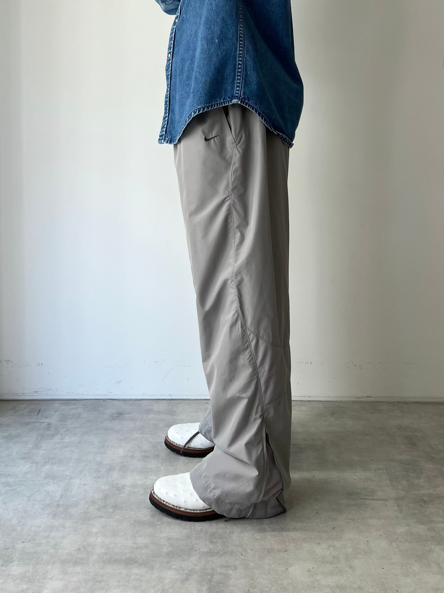 00's NIKE nylon pants