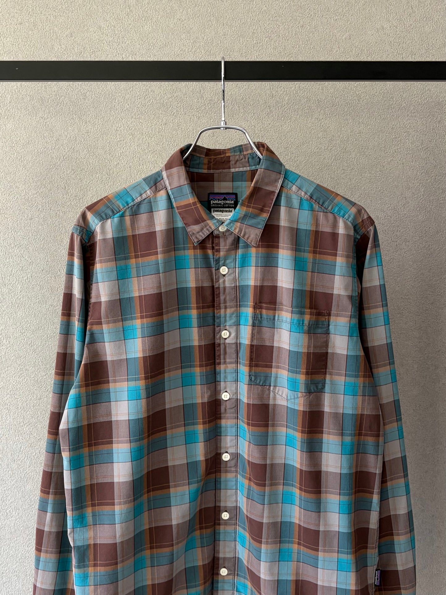 00's patagonia shirt