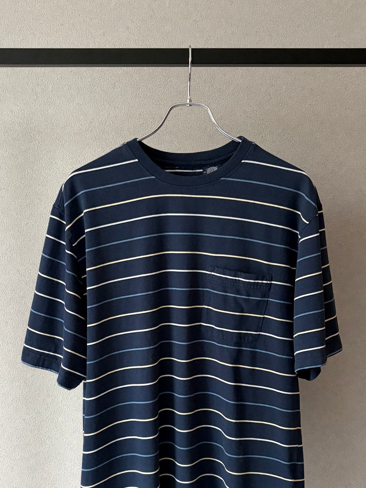 00's UNKNOWN border t-shirt