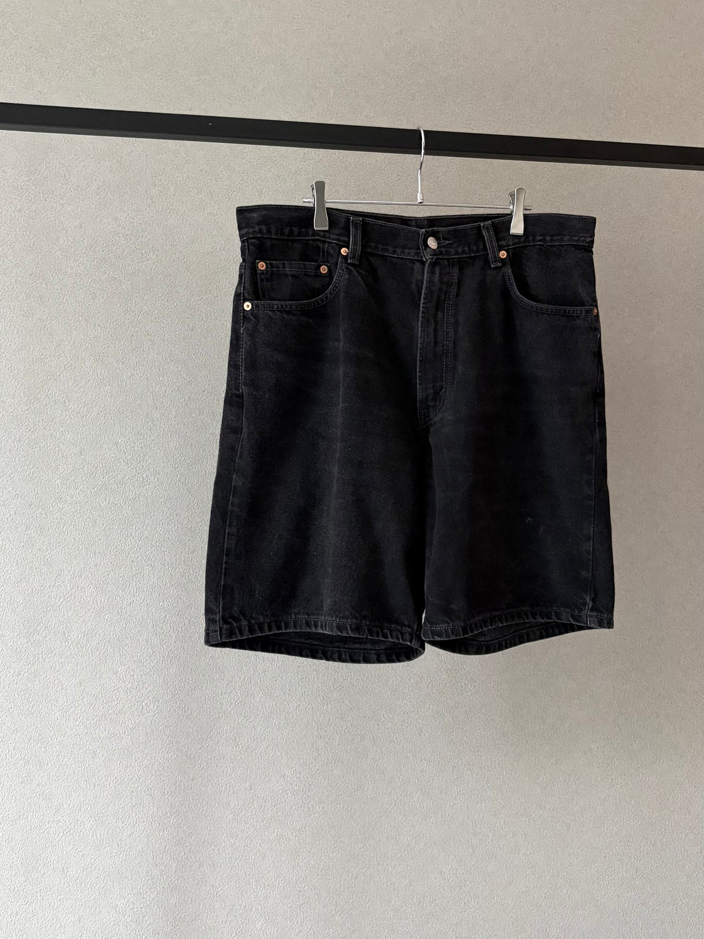 00's Levi's 550 denim shorts