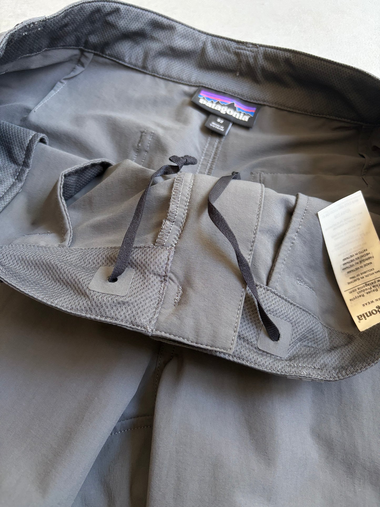 10's Patagonia climbing shorts