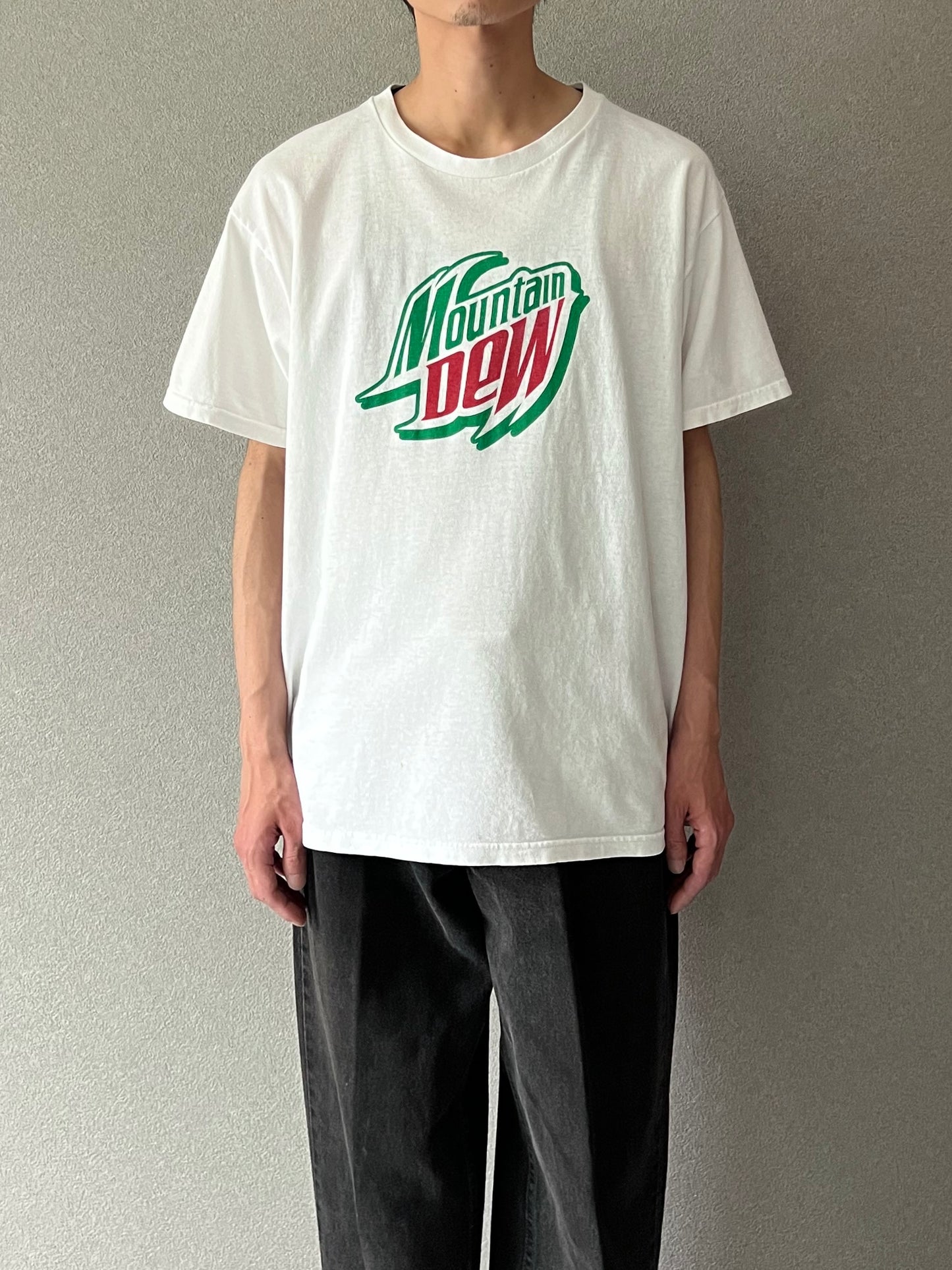 00's Mountain Dew print t-shirt