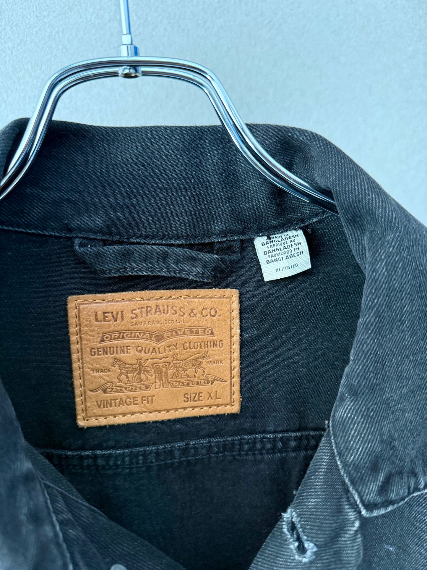 00's Levi's denim jacket