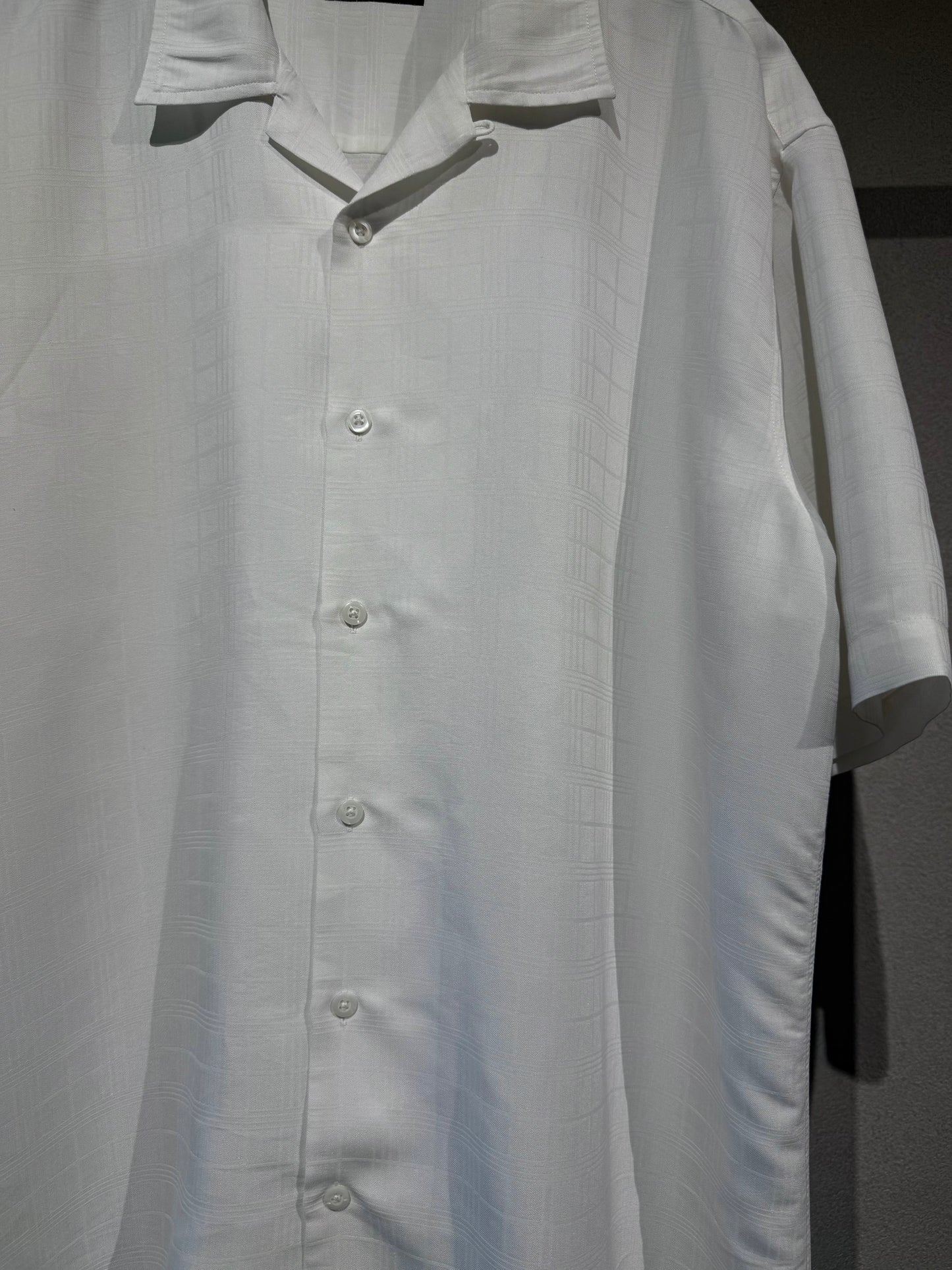 00's ALFANI open collar rayon shirt