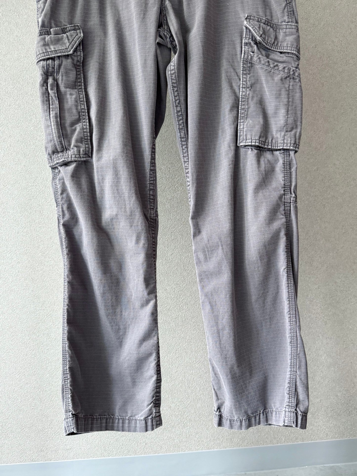 00's carharrt cargo pants