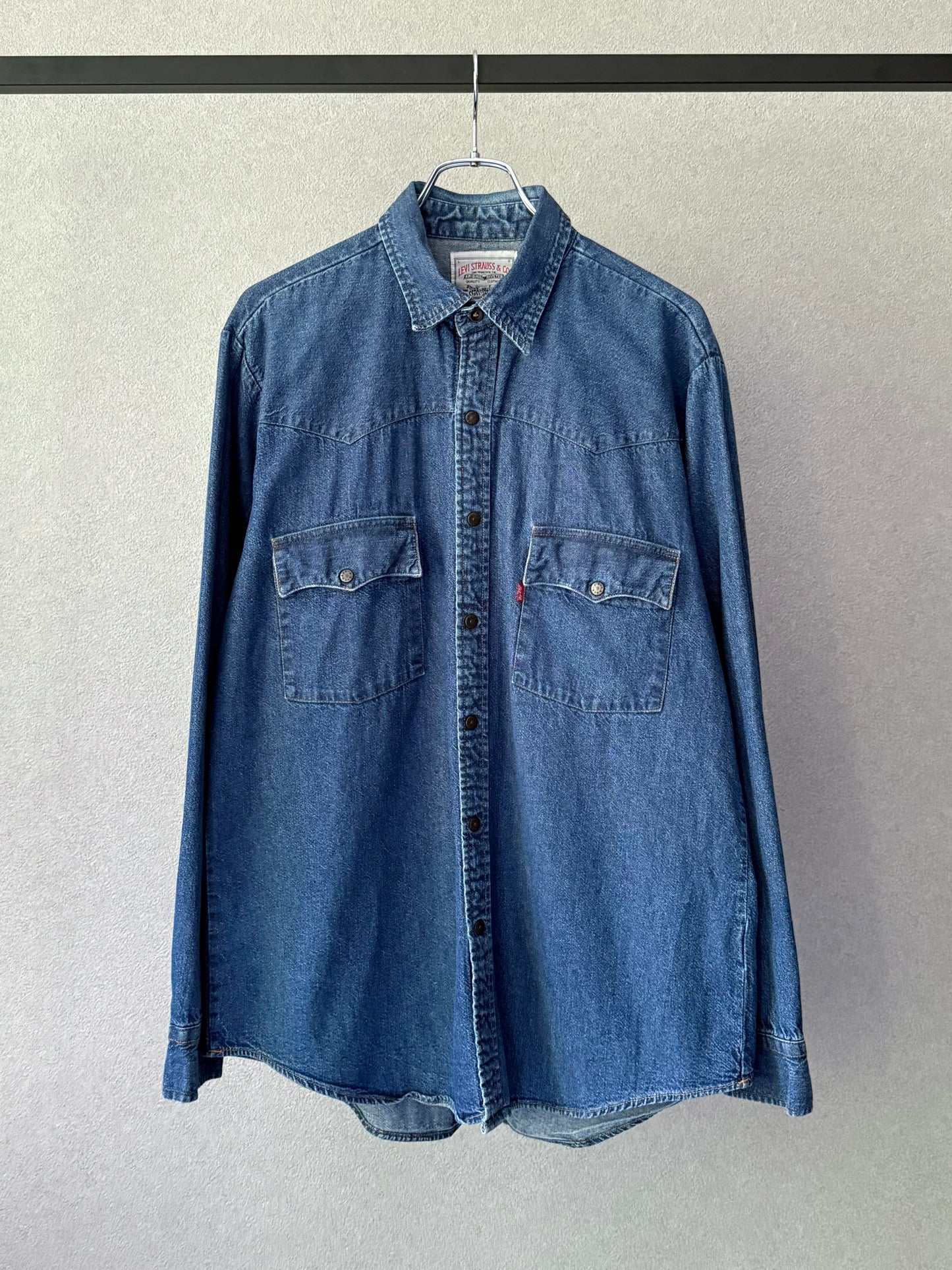 80's Levi's denim western shirt