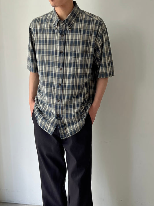 00's GAP BD shirt