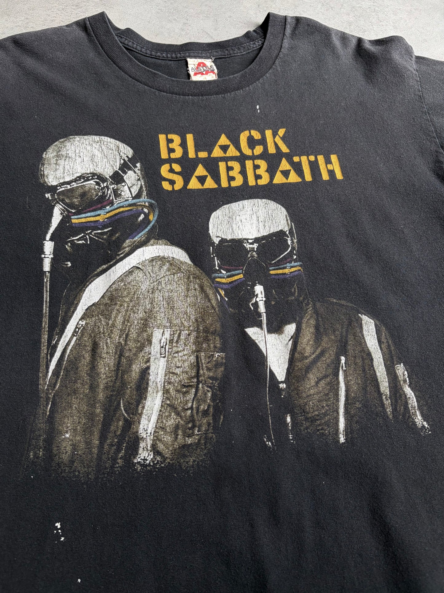 00's Black Sabbat music t-shirt