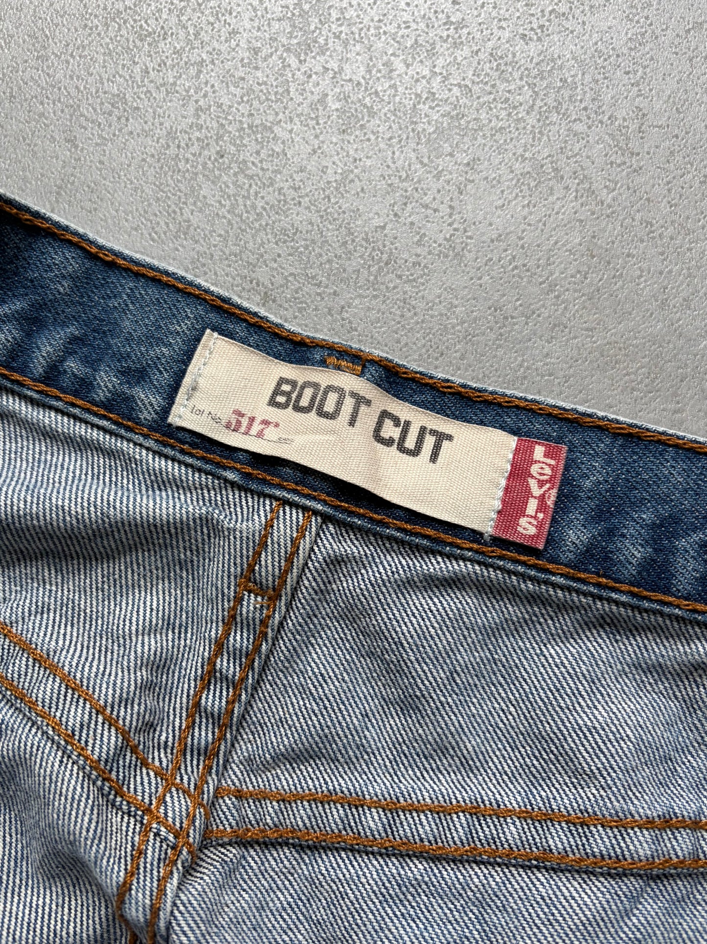 00's Levi's 517 denim pants