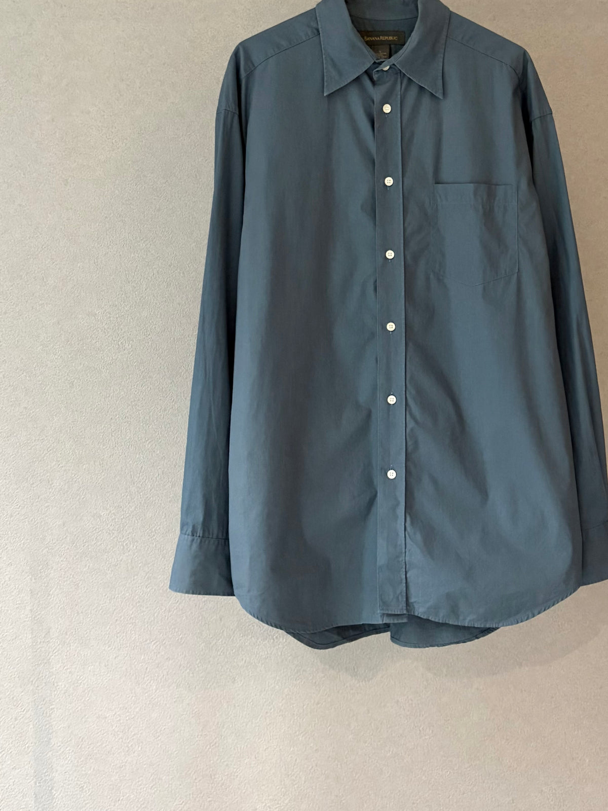 00's BANANA REPUBLIC shirt