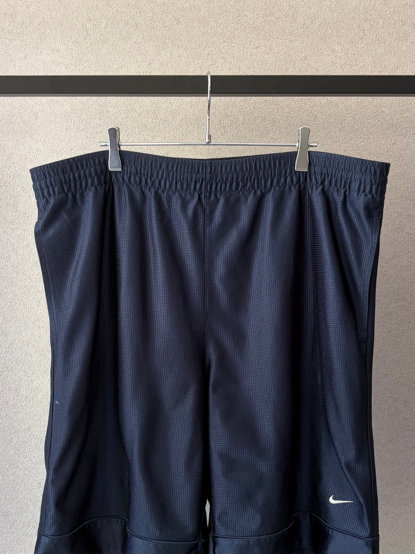 00's NIKE basketball shorts