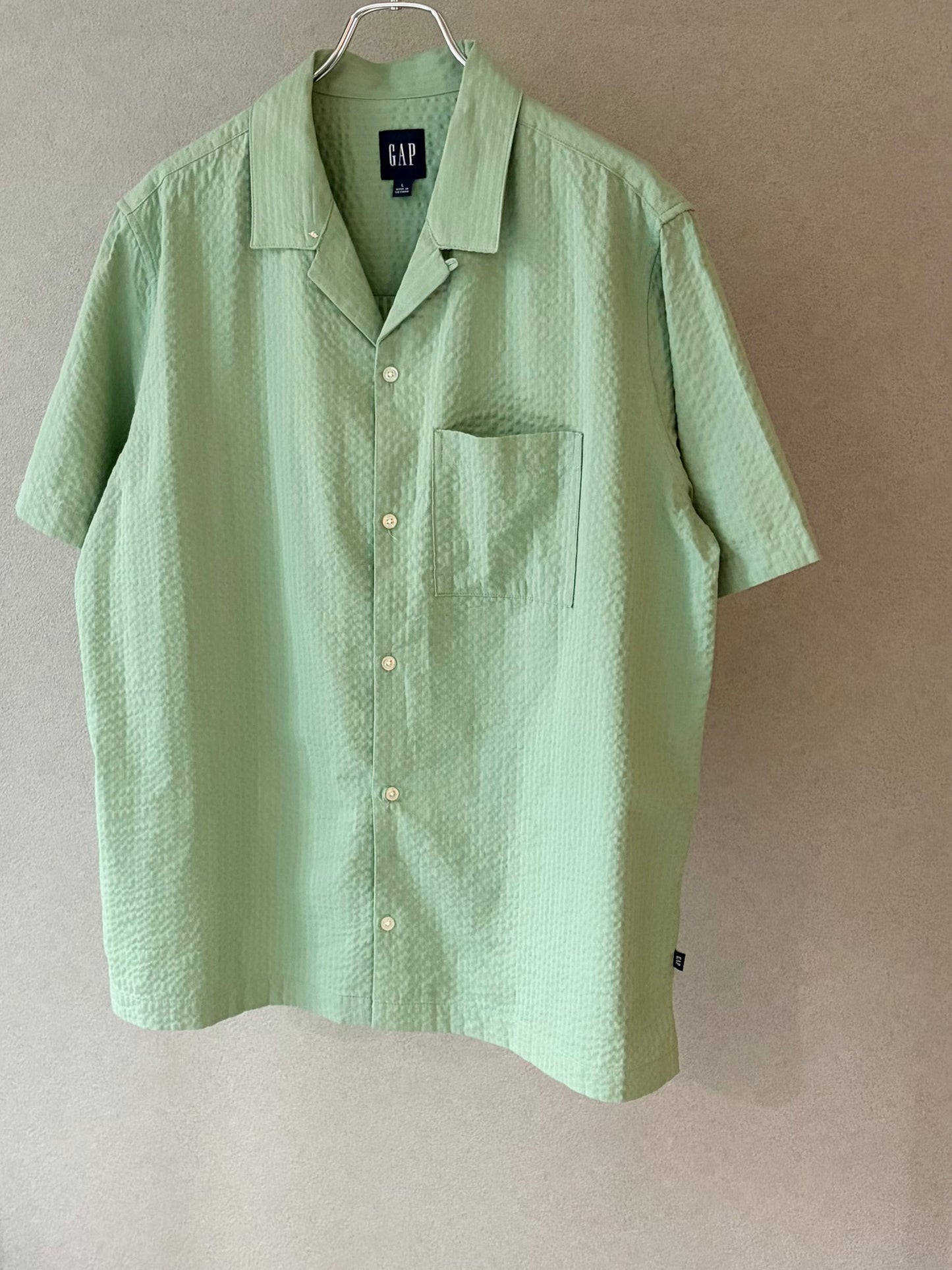 00's GAP open collar seersucker shirt