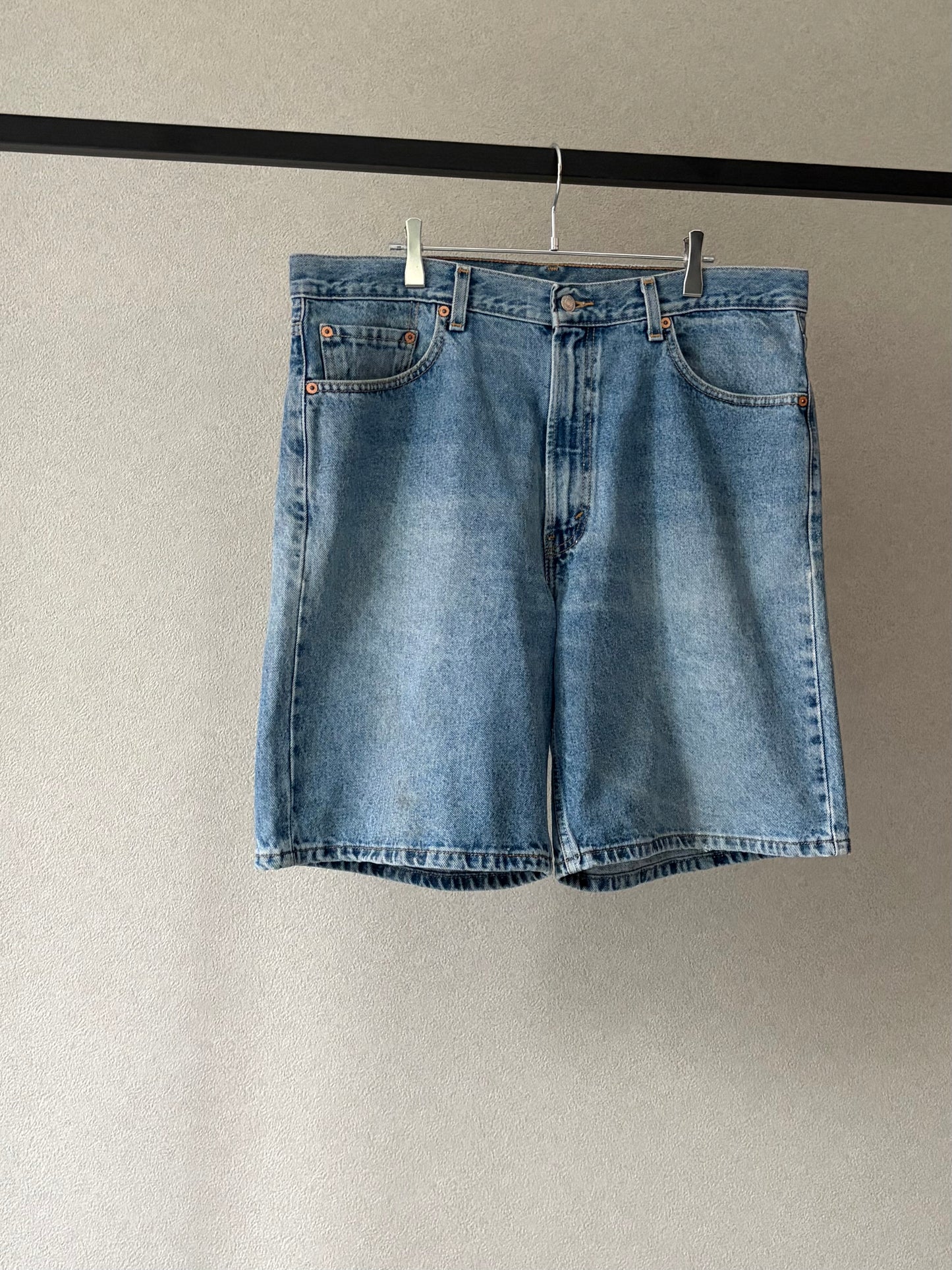 00's Levi's 550 denim shorts