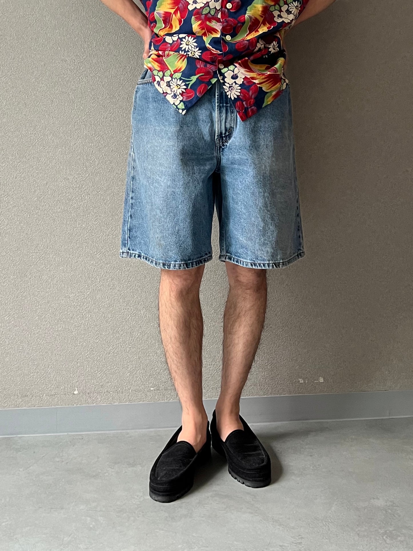 00's Levi's 550 denim shorts