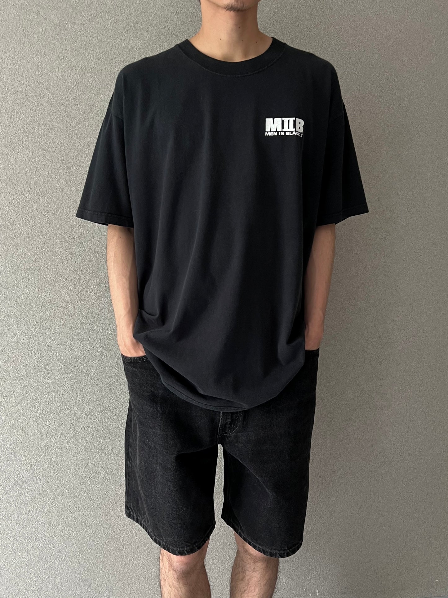 00's MEN IN BLACK II movie t-shirt