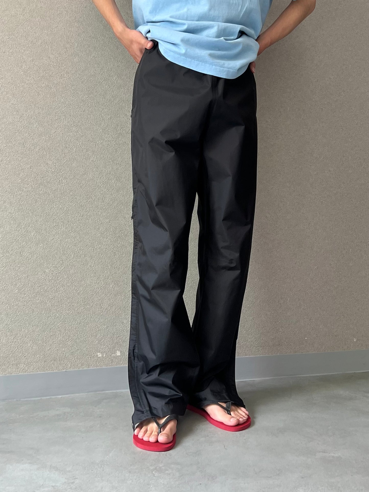 10's Patagonia nylon pants