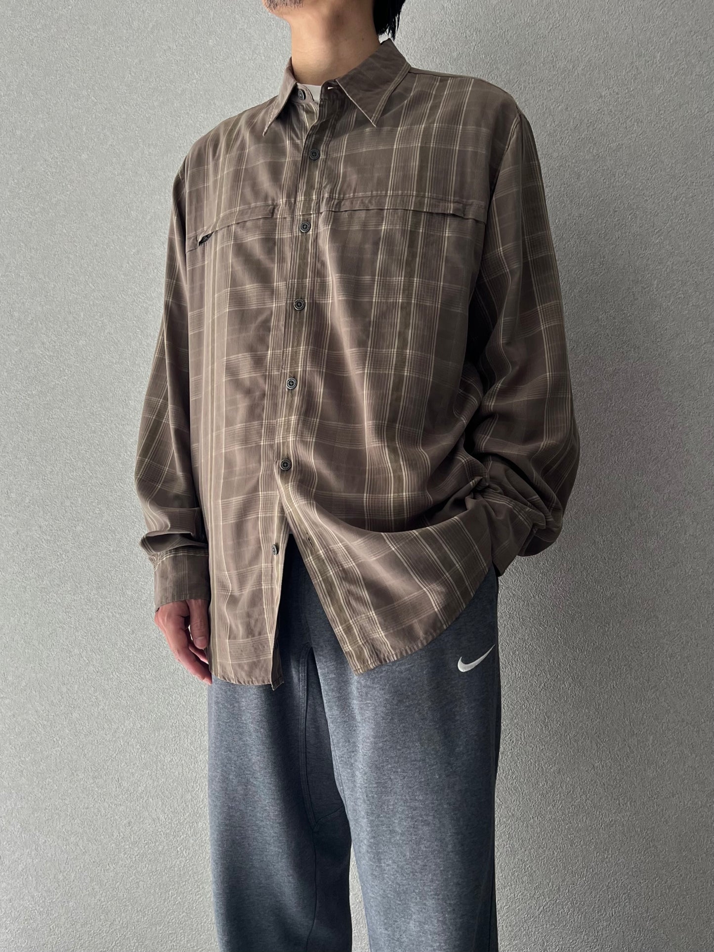 00's ROYAL ROBBINS rayon shirt