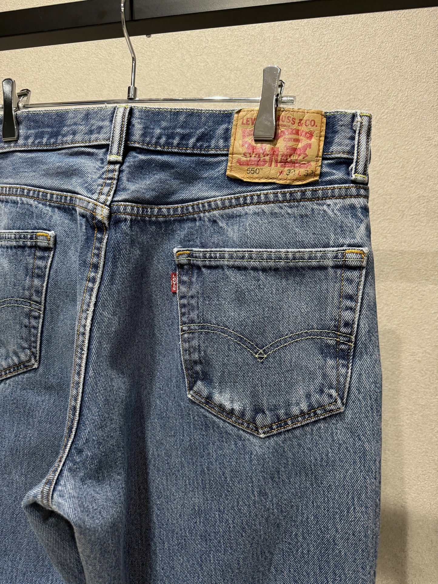 00's Levi's 550 demim pants