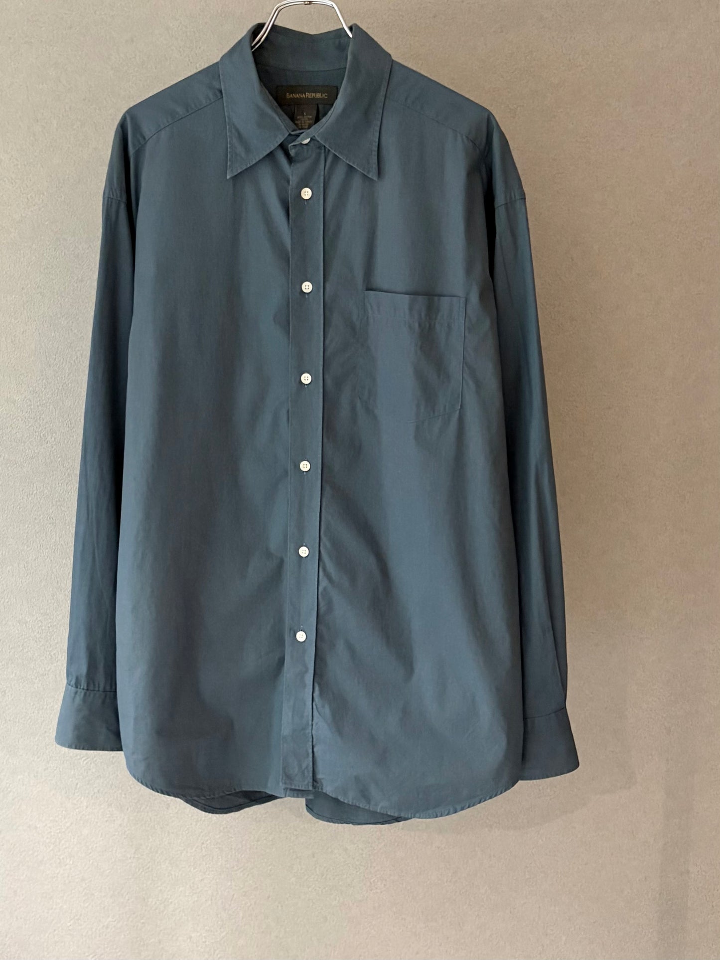 00's BANANA REPUBLIC shirt