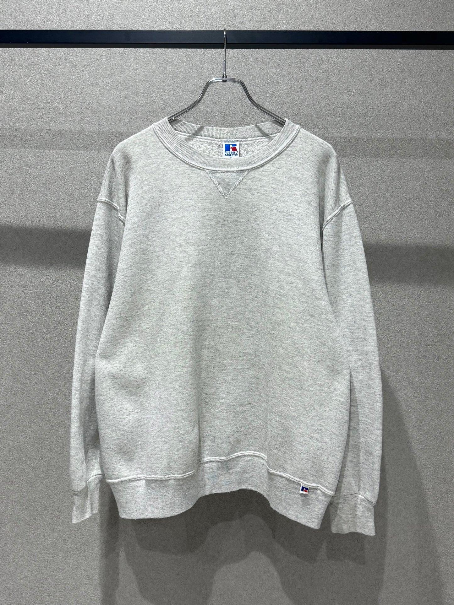 90's RUSSELL sweater "Made in USA"
