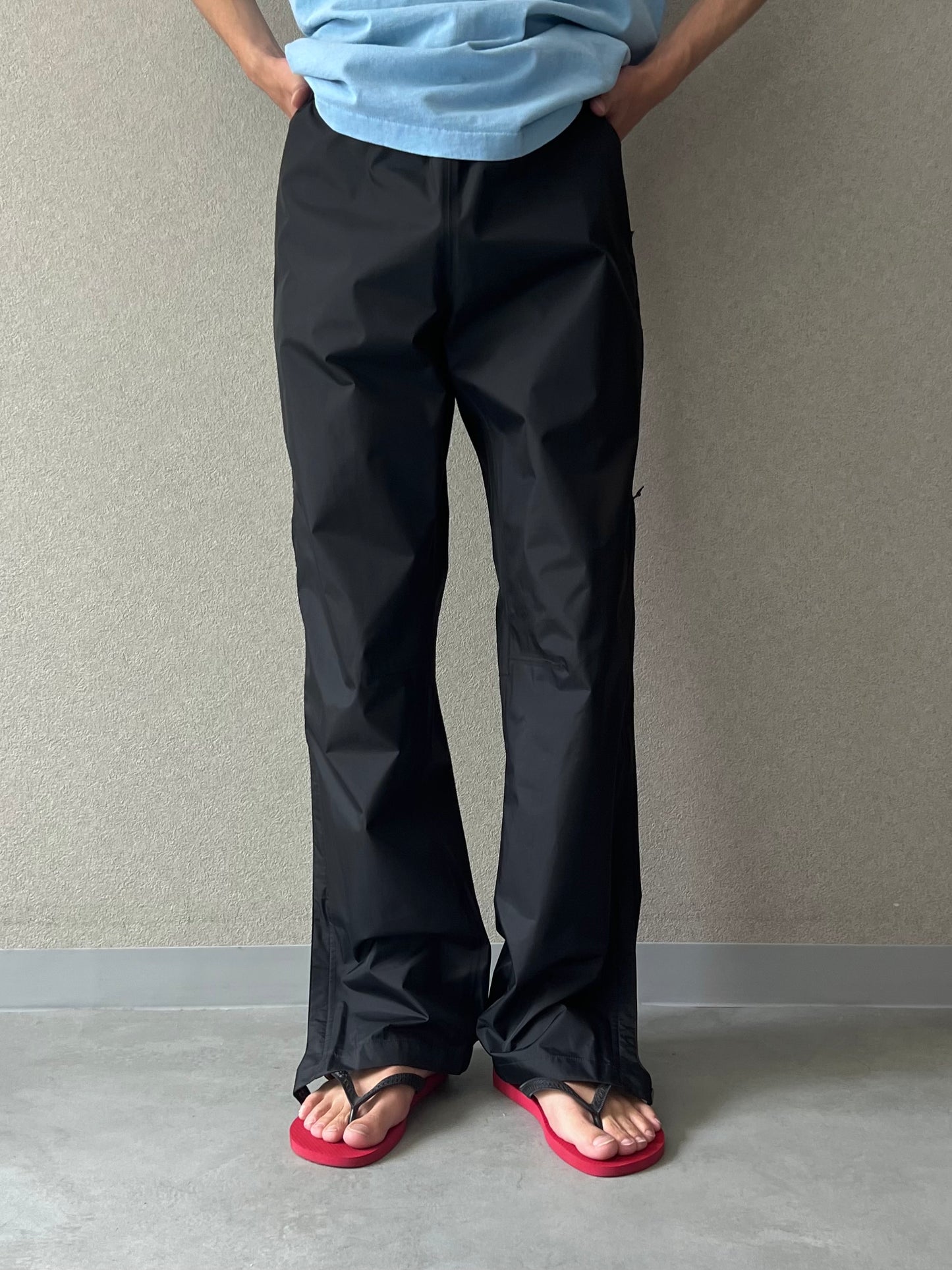 10's Patagonia nylon pants