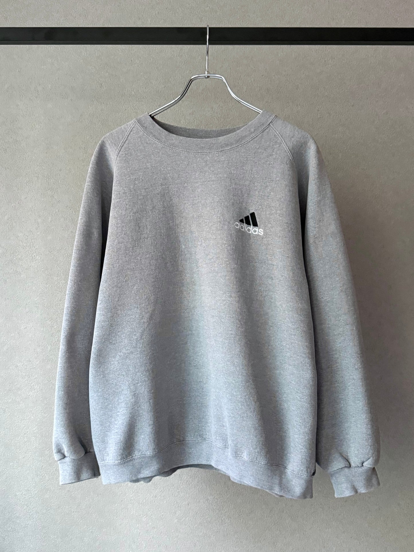 90's adidas sweater "Made in USA"