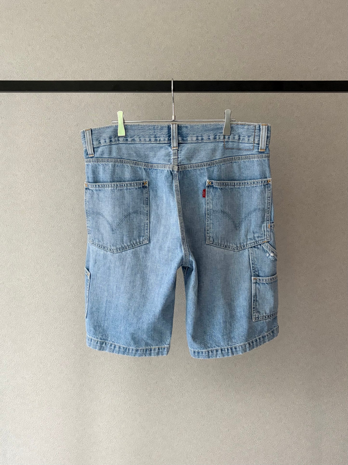 00's Levi's denim painter shorts
