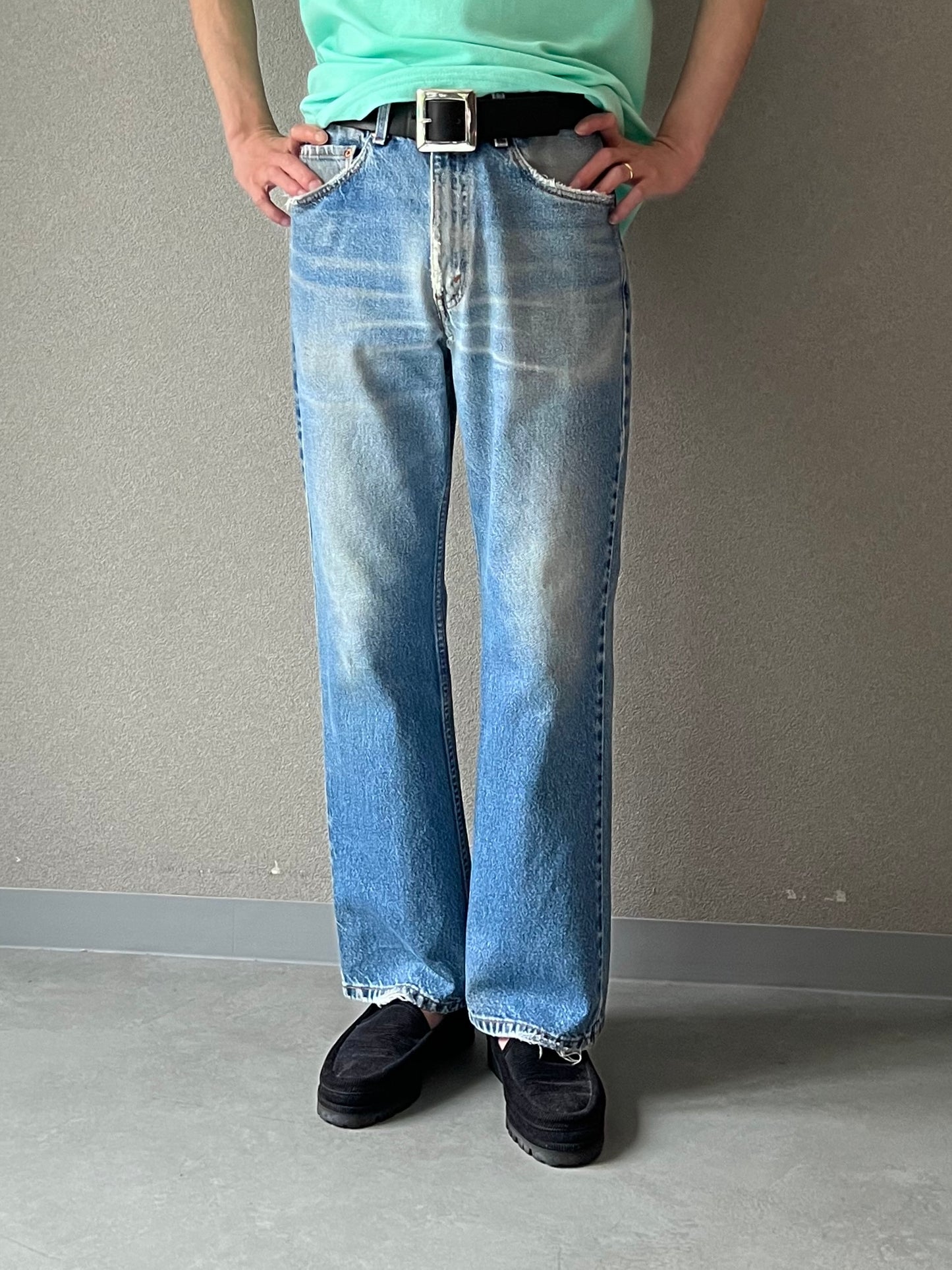 90's Levi's 517 denim pants