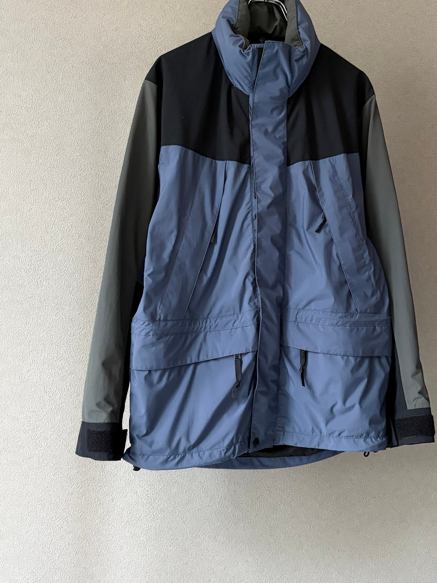 90's〜 THE NORTH FACE nylon jacket "HYVENT"